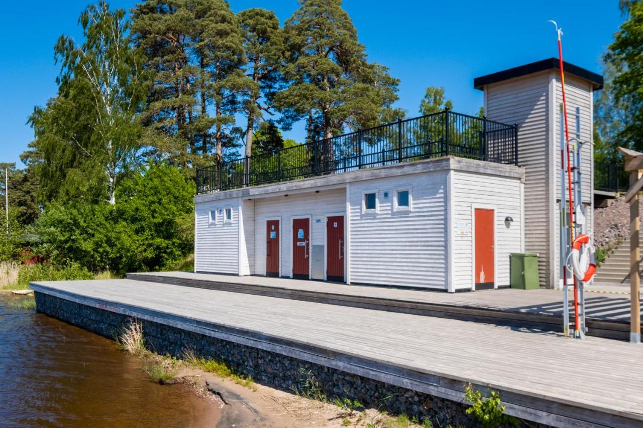 Krongarden Vandrarhem Kristinehamn Exterior foto