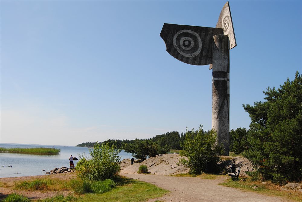 Krongarden Vandrarhem Kristinehamn Exterior foto