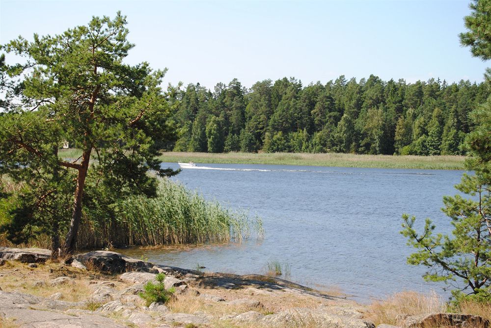 Krongarden Vandrarhem Kristinehamn Exterior foto