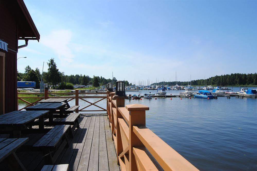 Krongarden Vandrarhem Kristinehamn Exterior foto
